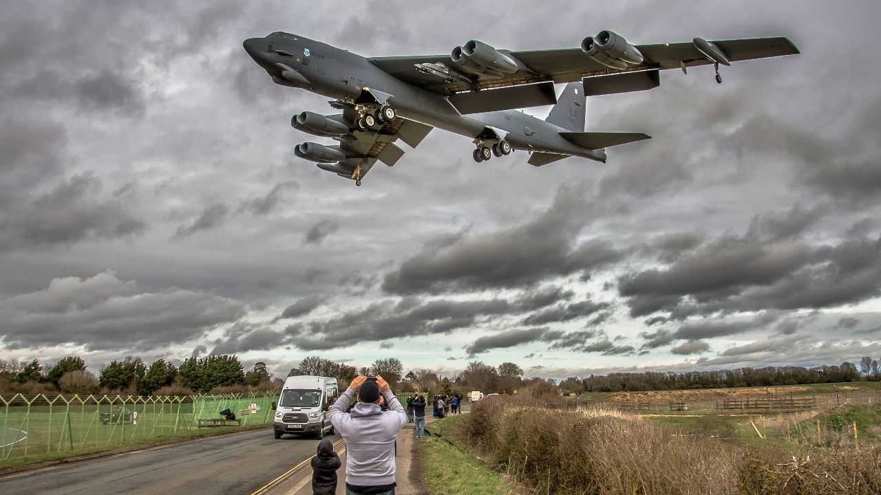 B-52J Bomber: The Air Force's 'Flying Aircraft Carrier' | The National ...